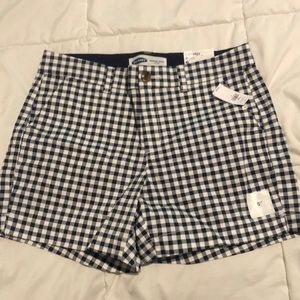 NWT Old Navy Everyday Shorts Mid-Rise Sz 6 Gingham